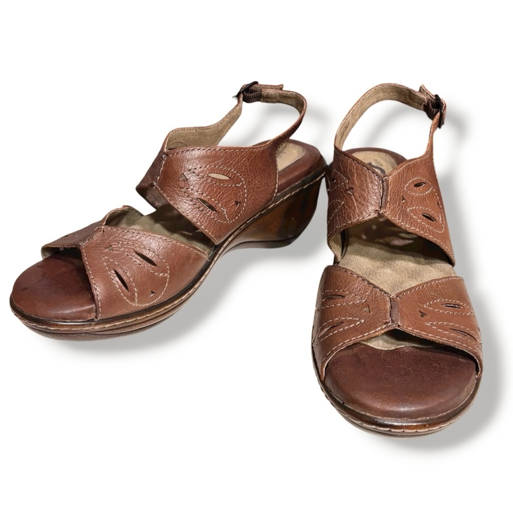 SOFTWALK Melo Brown Perforated Leather Wedge Slingback Sandals Size 8